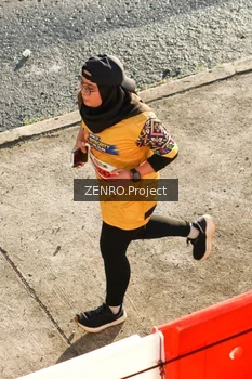 Runner Photo 1716797
