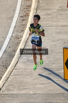 Runner Photo 1717095