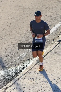 Runner Photo 1717130