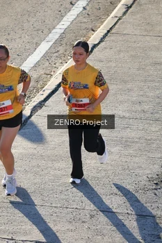 Runner Photo 1717176
