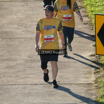 Runner Photo 1717311
