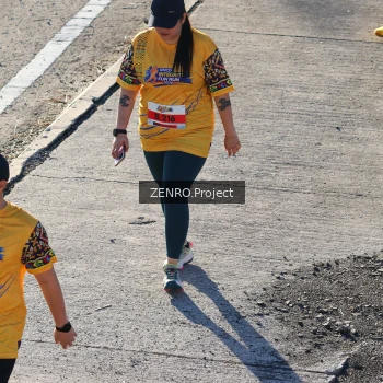 Runner Photo 1717345
