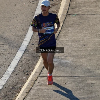 Runner Photo 1717380