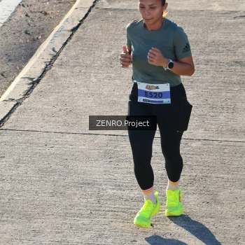 Runner Photo 1717415