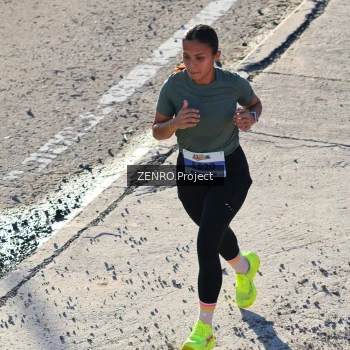 Runner Photo 1717422