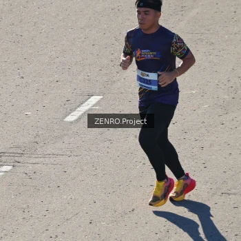 Runner Photo 1717561