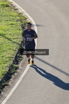 Runner Photo 1717643