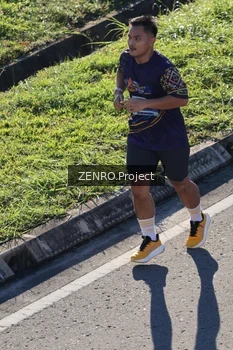 Runner Photo 1717651