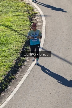Runner Photo 1717656