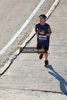 Runner Photo 1717681