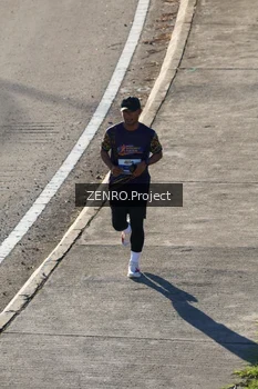 Runner Photo 1717693