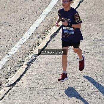 Runner Photo 1717694
