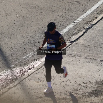 Runner Photo 1717698