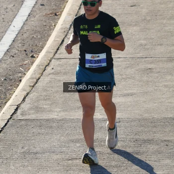 Runner Photo 1717725