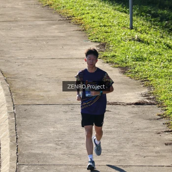 Runner Photo 1717739