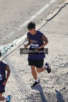 Runner Photo 1717765