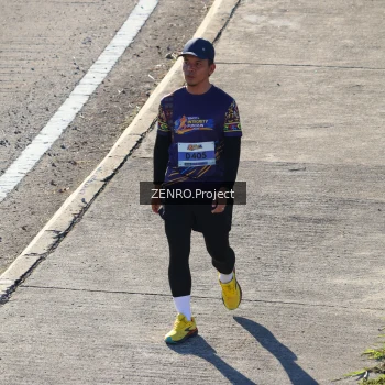 Runner Photo 1717797