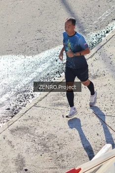 Runner Photo 1717903