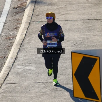 Runner Photo 1717905