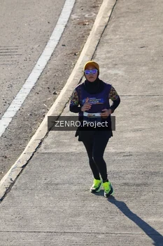 Runner Photo 1717908