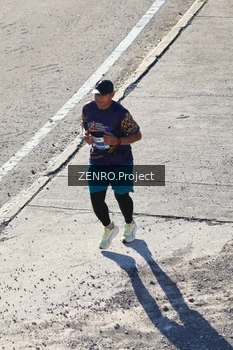 Runner Photo 1717910