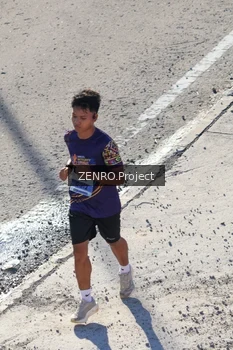 Runner Photo 1717919