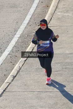 Runner Photo 1717950