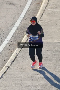 Runner Photo 1717952