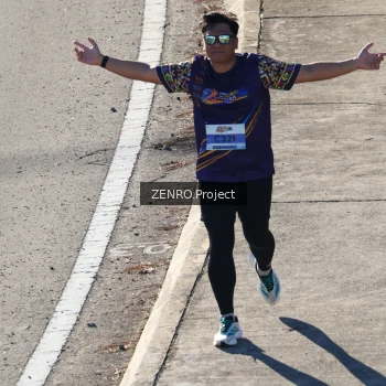 Runner Photo 1717958
