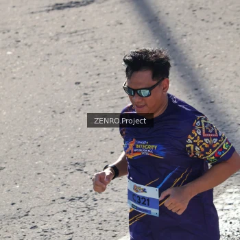 Runner Photo 1717968