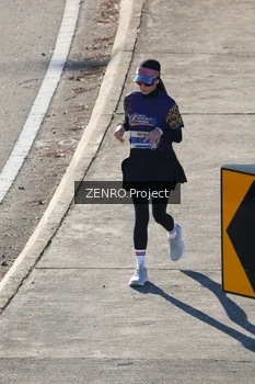 Runner Photo 1717993