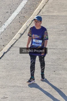Runner Photo 1718074