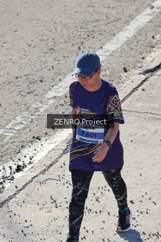 Runner Photo 1718075