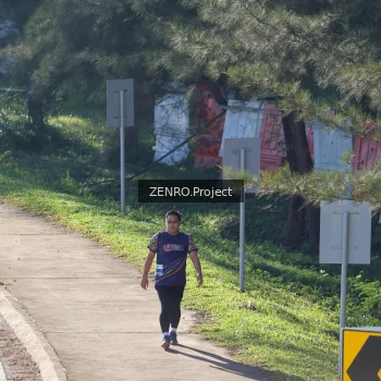 Runner Photo 1718078
