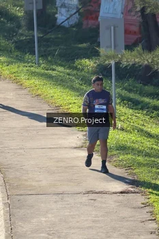 Runner Photo 1718119