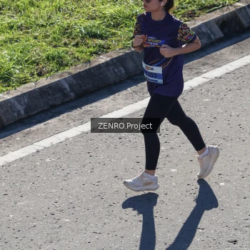Runner Photo 1718140