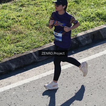 Runner Photo 1718146