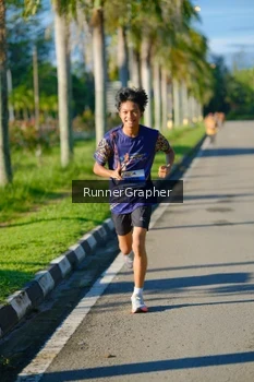 Runner Photo 1718279