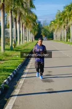 Runner Photo 1718293