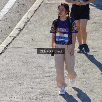 Runner Photo 1718351