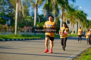Runner Photo 1718401