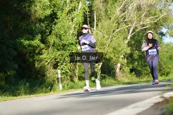 Runner Photo 1718643