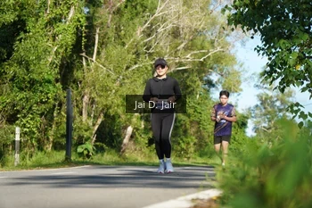 Runner Photo 1718779