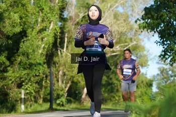 Runner Photo 1719019