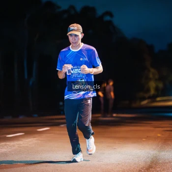 Runner Photo 1719380