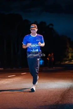 Runner Photo 1719382