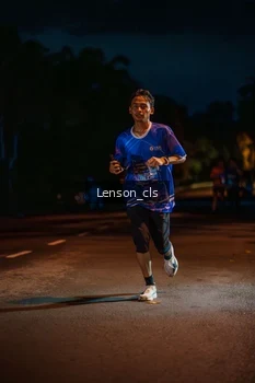 Runner Photo 1719543