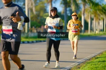 Runner Photo 1721356