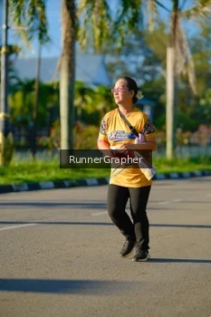 Runner Photo 1721358