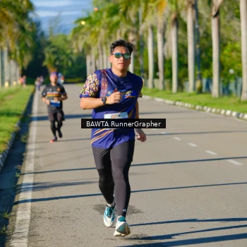Runner Photo 1721376